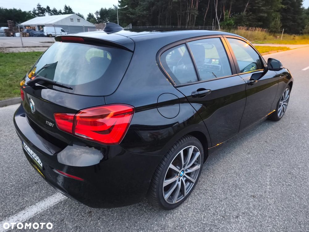 BMW Seria 1 118i - 11