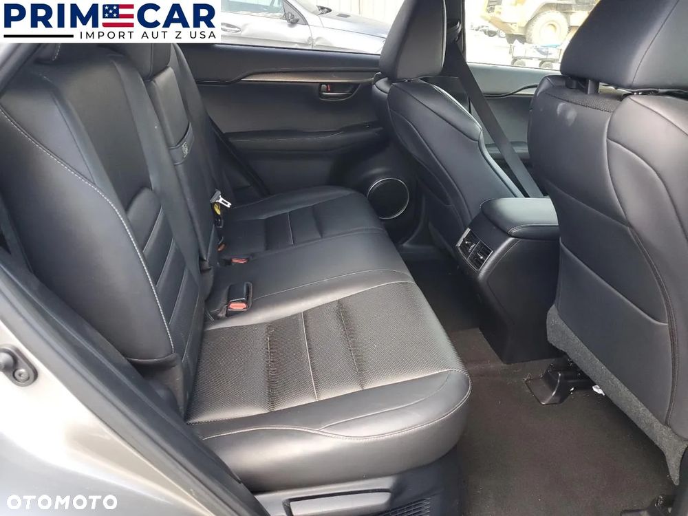 Lexus NX 300 - 11