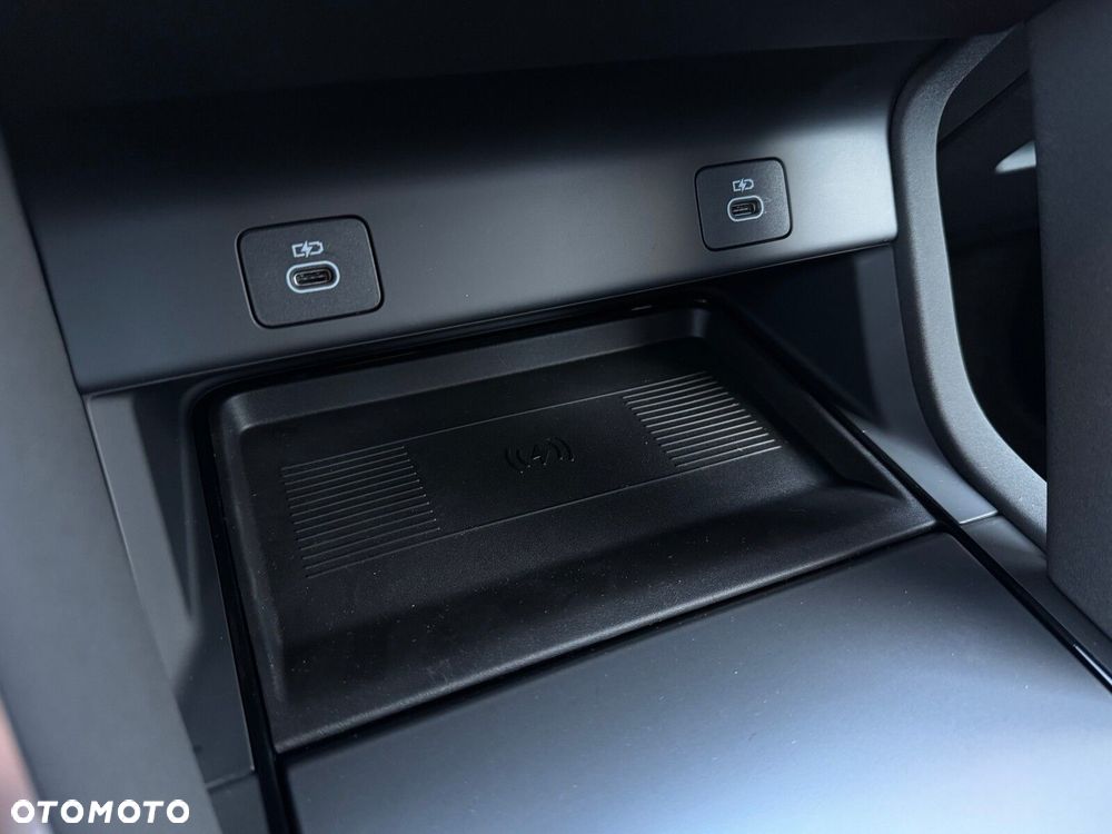 Land Rover Discovery Sport - 20