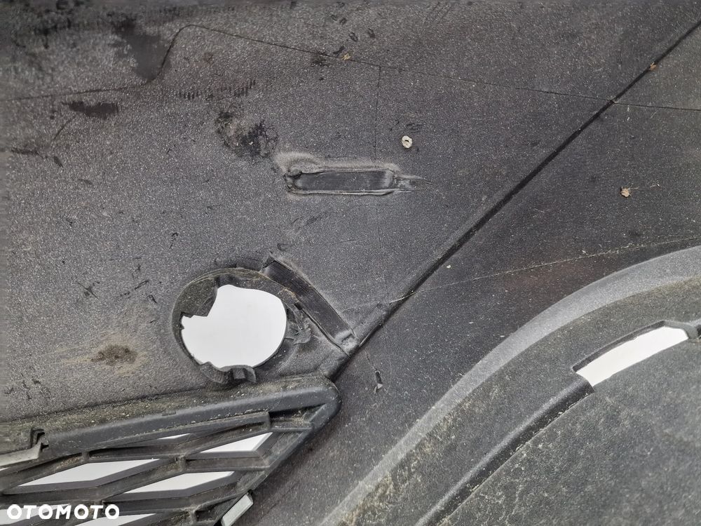 SEAT IBIZA IV 6J0 08- ZDERZAK PRZEDNI PRZÓD + KRATKA ŚRODKOWA ORAZ PŁYTA / OSŁONA POD ZDRRZAK , NR 6J0807221 , NR AUKCJI NZ1199 - 32
