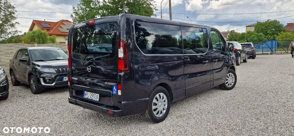 Opel Vivaro - 11