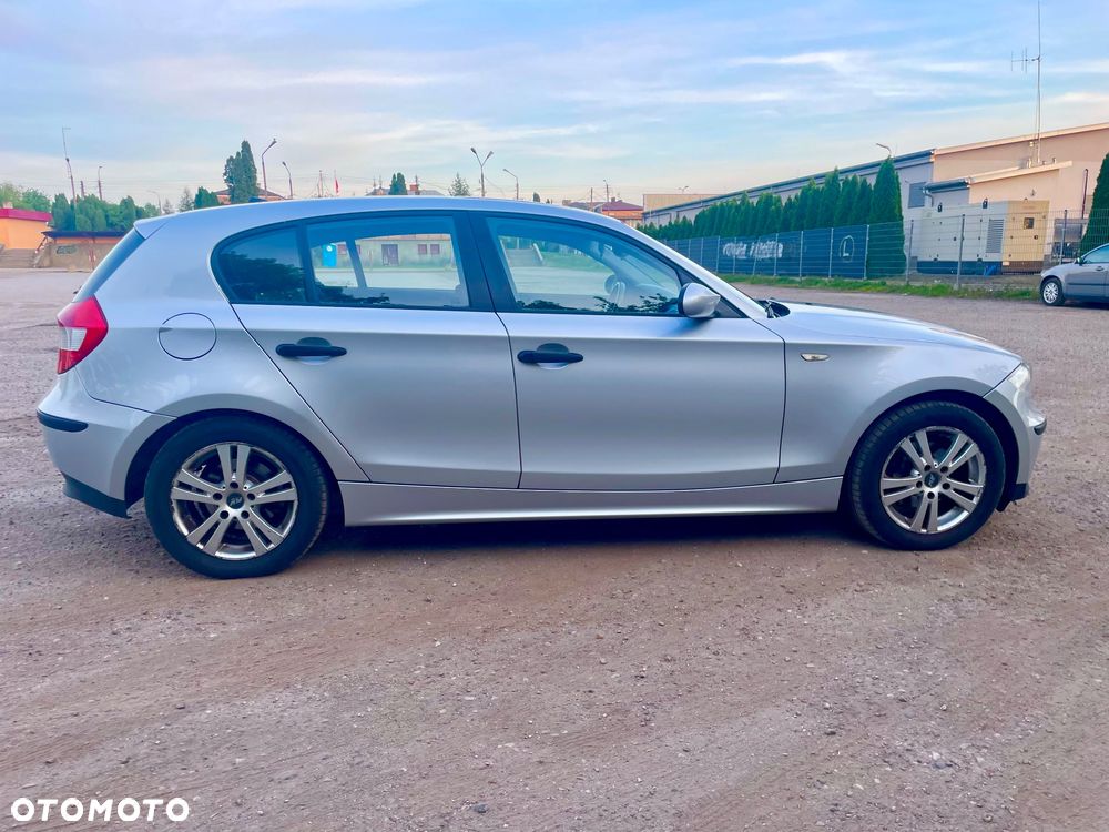 BMW Seria 1 118i - 3