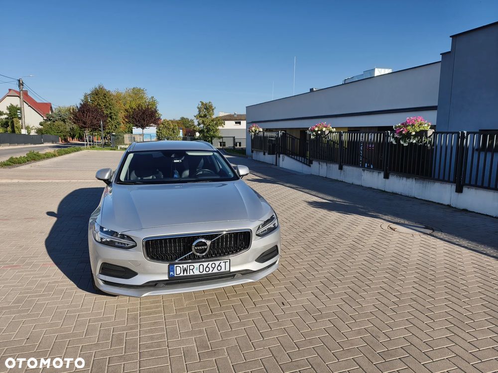 Volvo V90 - 2