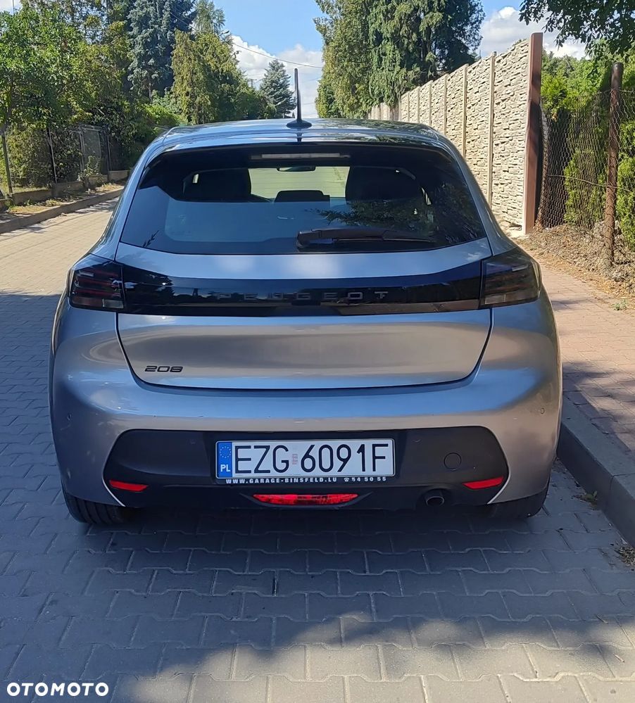 Peugeot 208 - 9