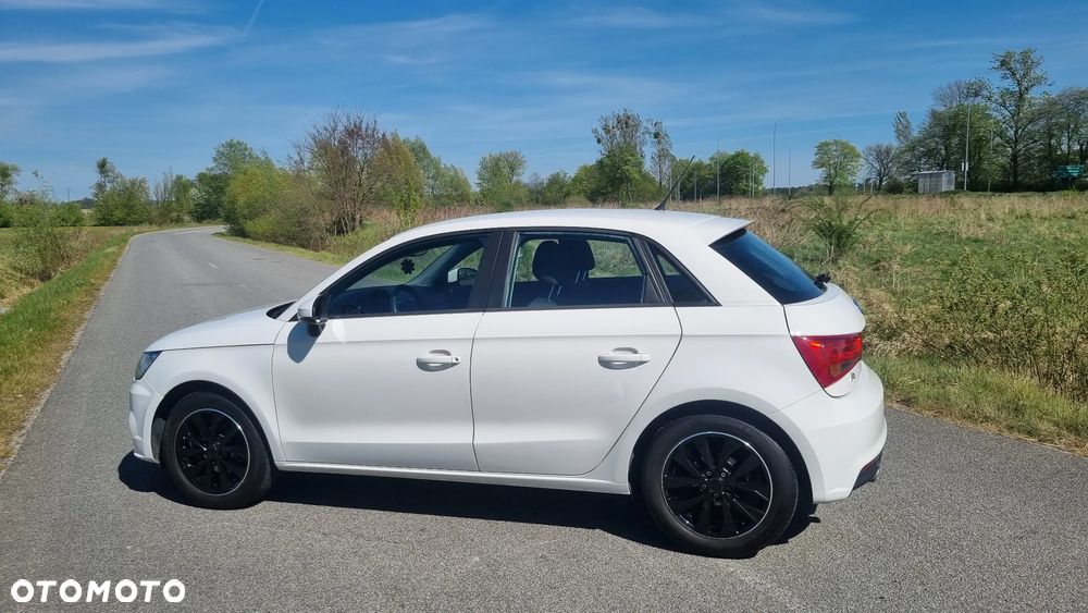 Audi A1 Sportback 1.4 TDI (ultra) sport - 17