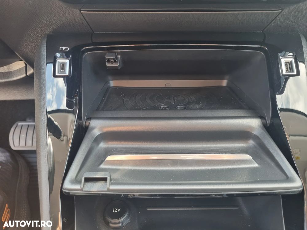 Peugeot 208 1.2 L PureTech STT EAT8 Allure Pack - 15