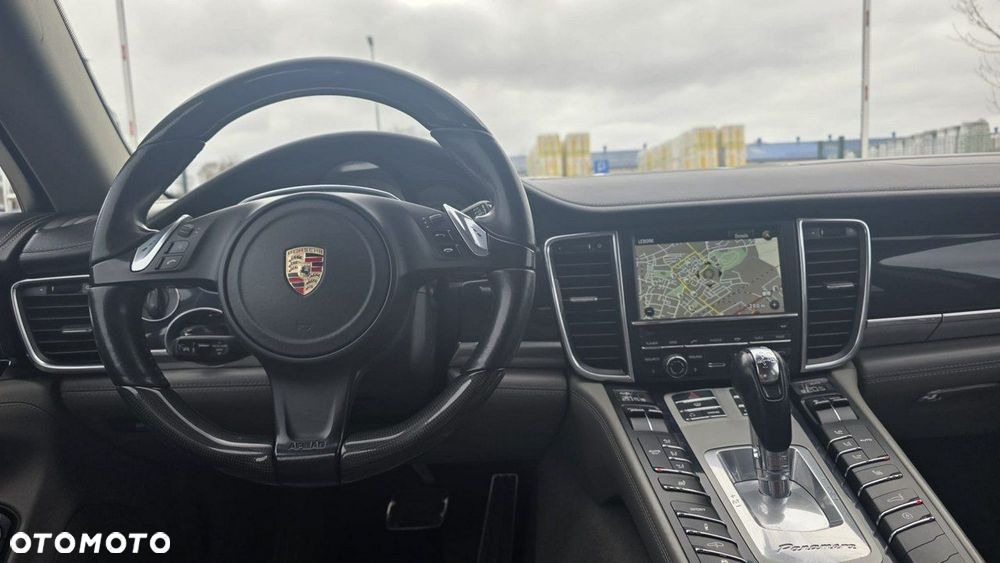 Porsche Panamera - 10