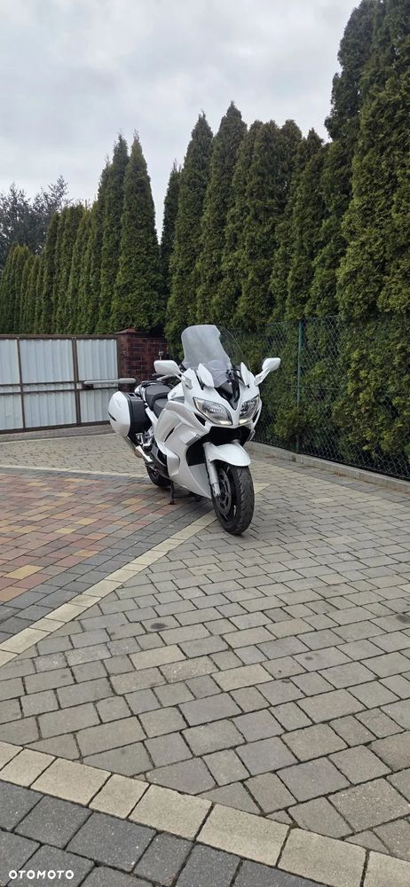 Yamaha FJR - 29
