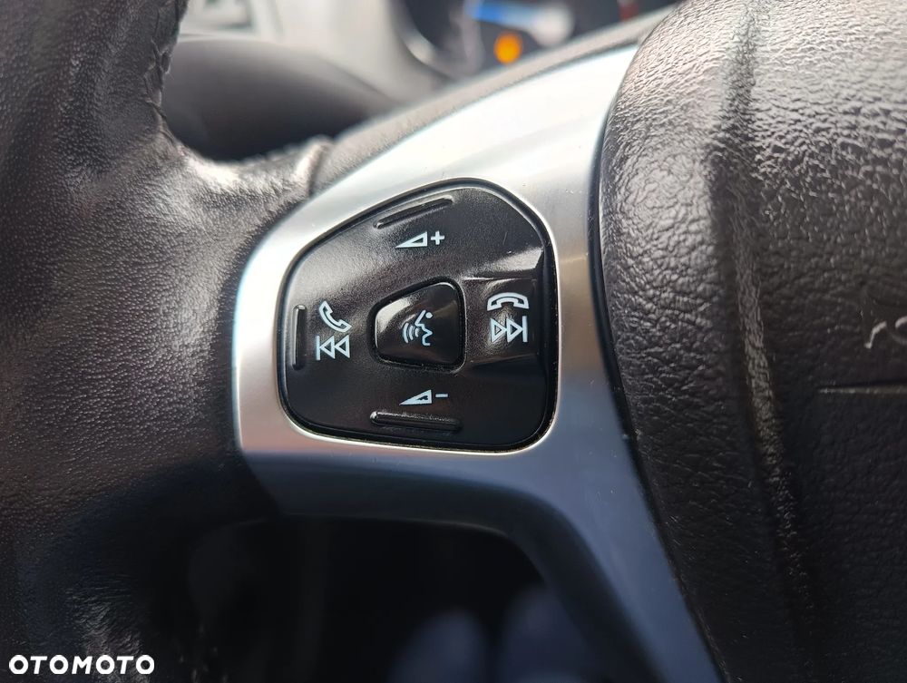 Ford EcoSport 1.0 EcoBoost TITANIUM X - 27