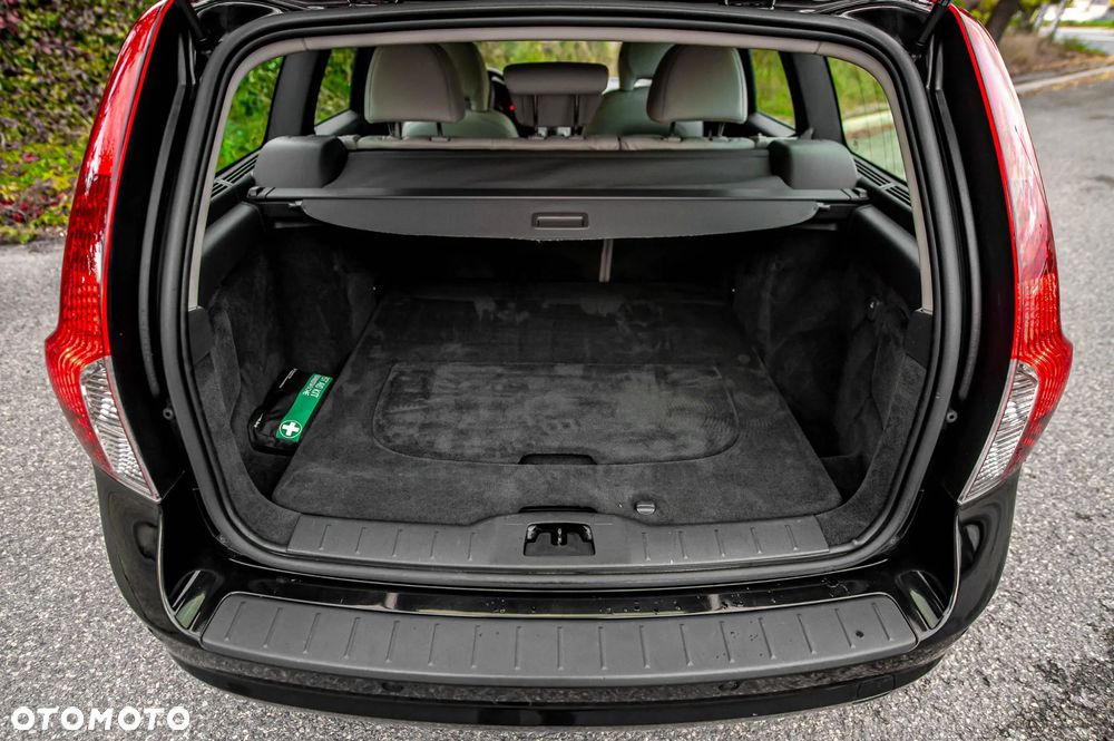 Volvo V50 T5 AWD Momentum - 34