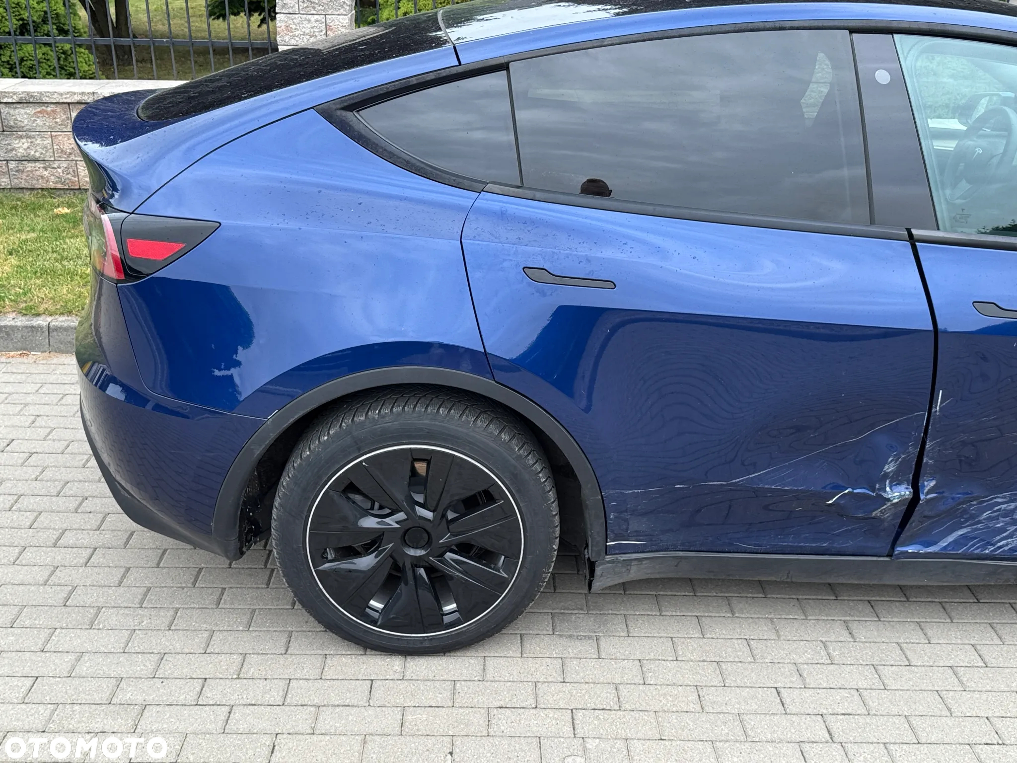 Tesla Y Model RWD - 29