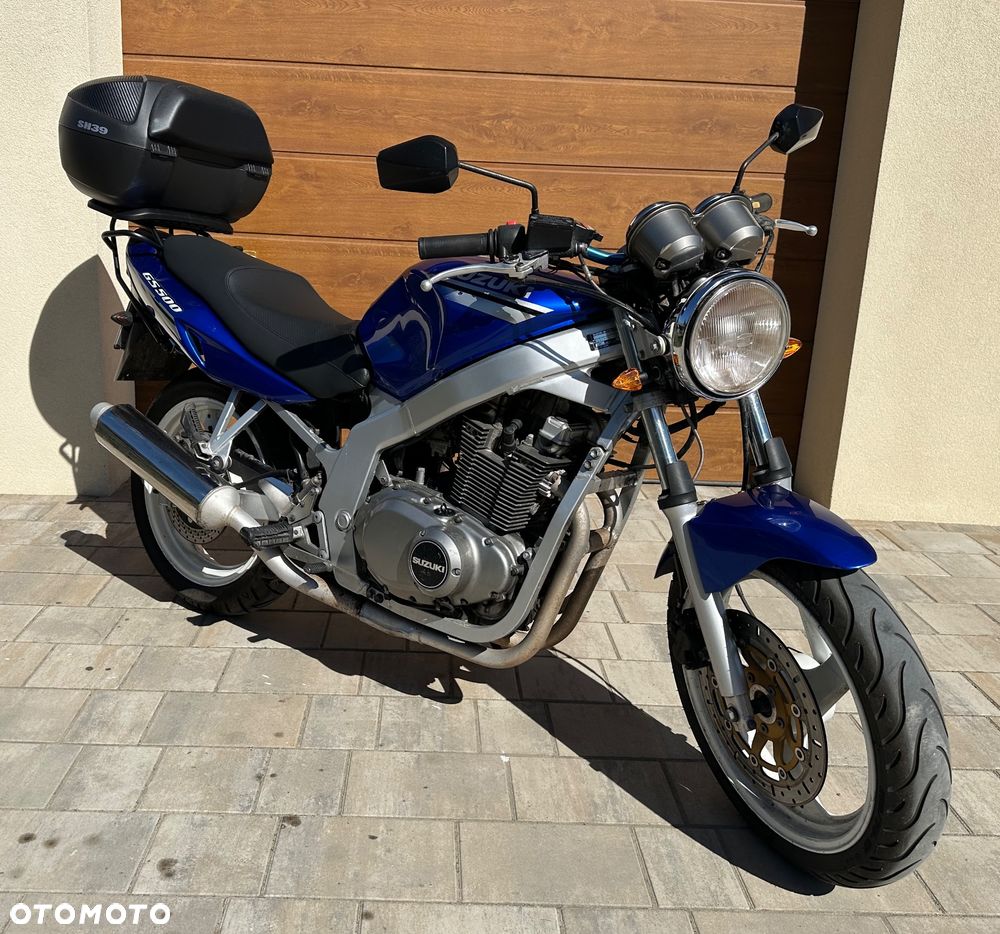 Suzuki GS - 3