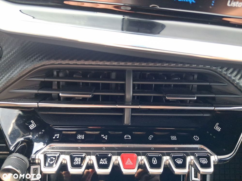 Peugeot 2008 1.2 PureTech GT S&S EAT8 - 38