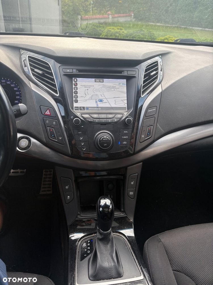 Hyundai i40 Kombi blue 1.7 CRDi DCT Premium - 8