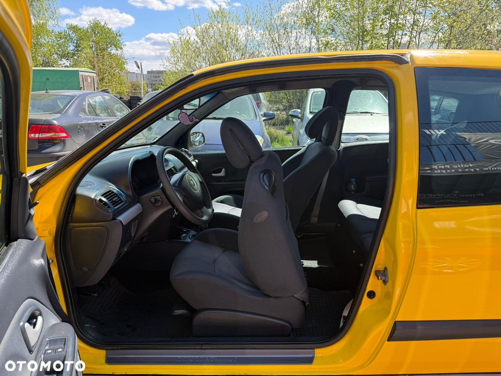 Renault Clio 1.5 dCi Extreme - 12