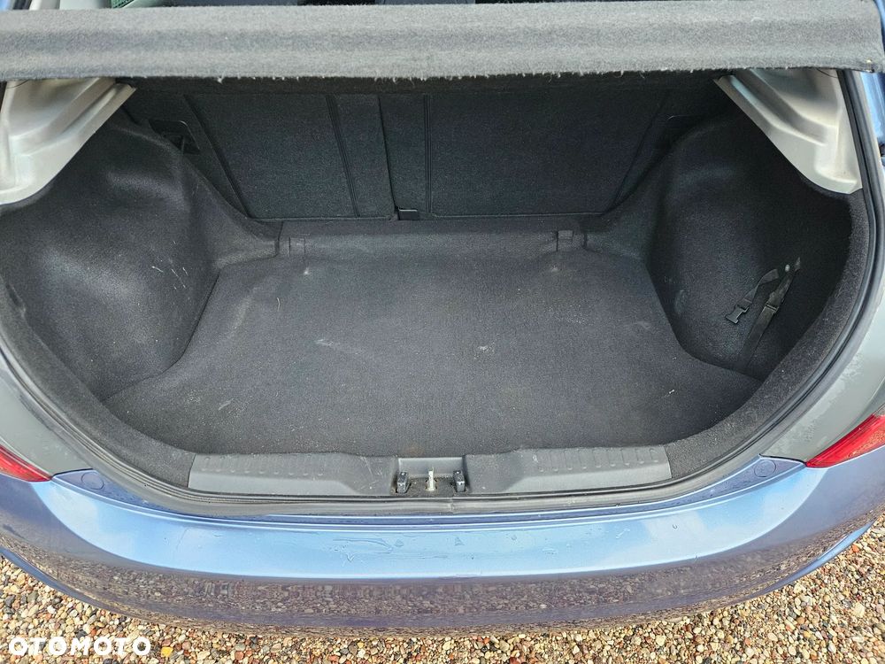 Honda Civic 1.4i S - 15