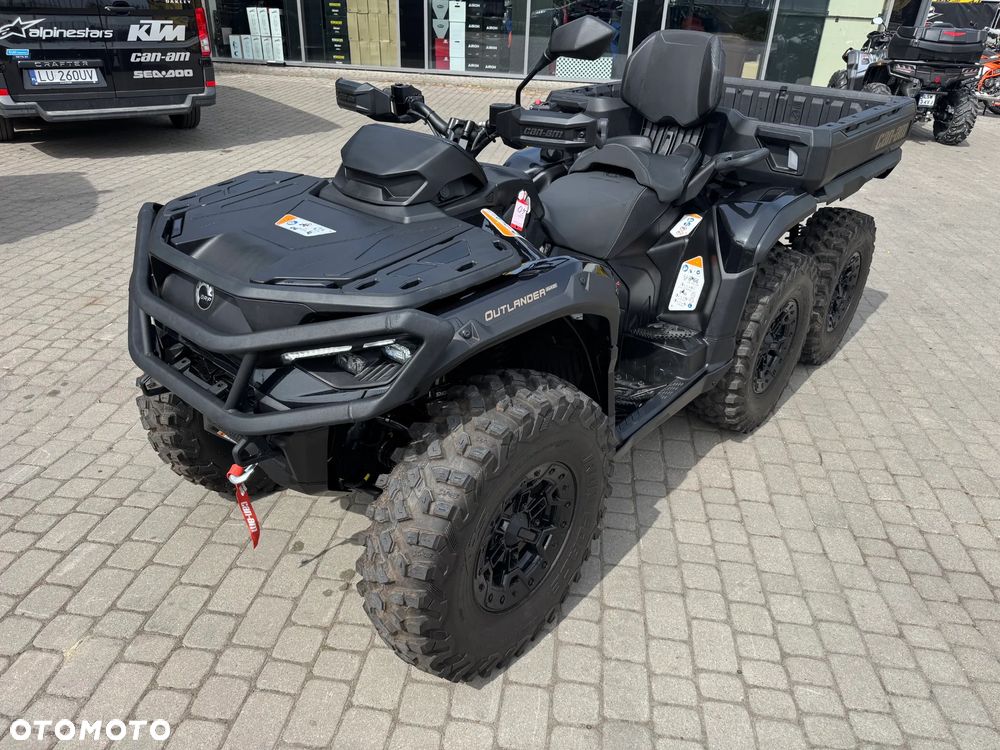 Can-Am Outlander - 2