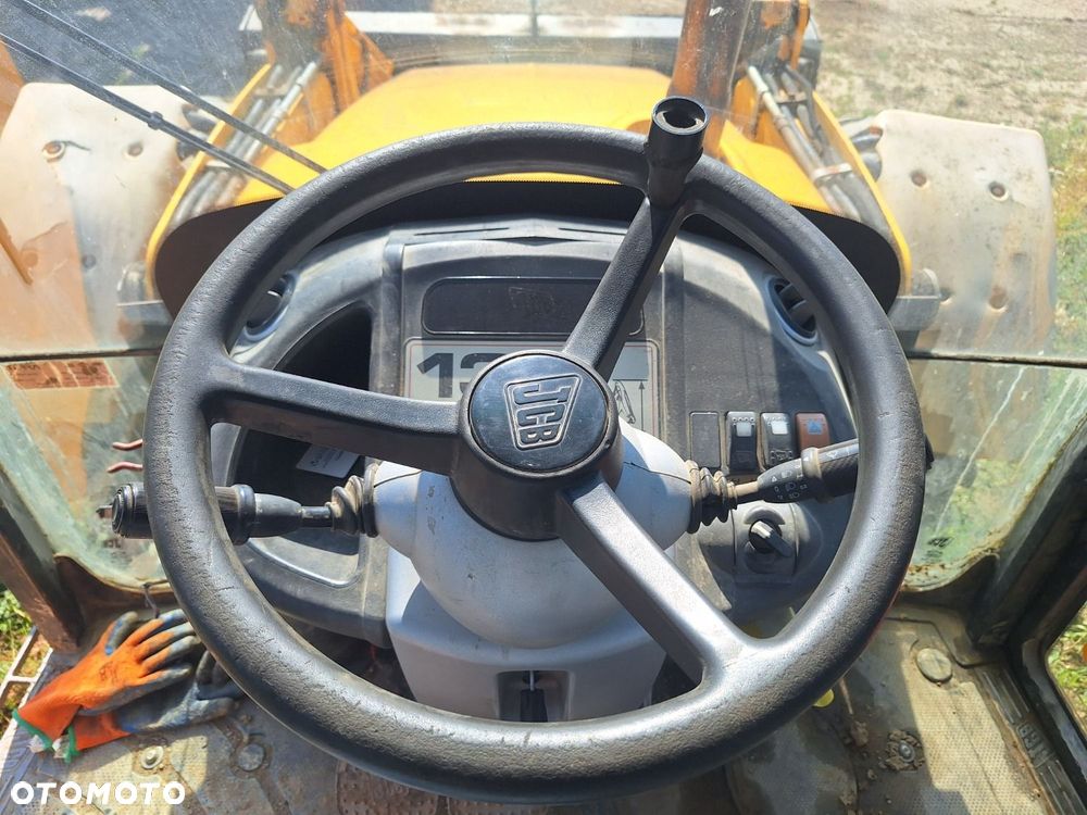 JCB 4Cx 4X4 - 14