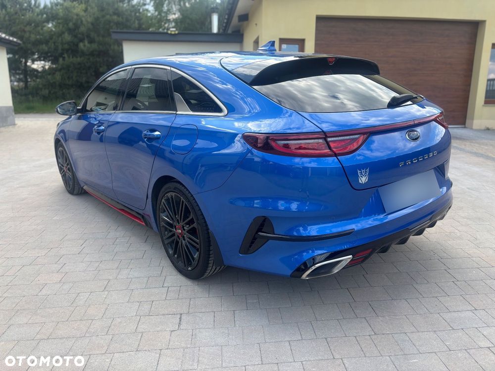 Kia ProCeed - 2