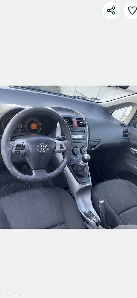 Toyota Auris 1.4 D-4D Luna - 5