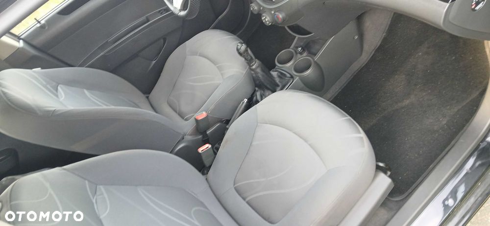 Chevrolet Spark - 11