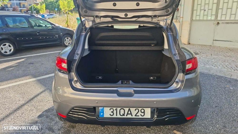Renault Clio 1.5 dCi Dynamique S - 8