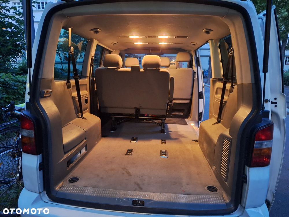 Volkswagen Transporter - 36