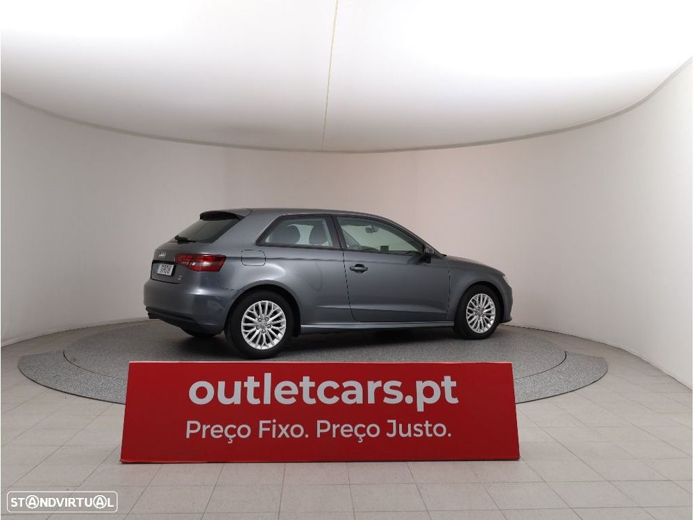 Audi A3 1.6 TDI Advance Ultra - 9