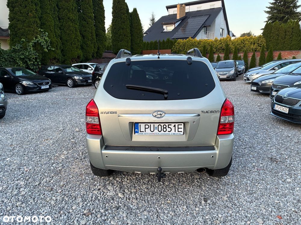 Hyundai Tucson 2.0 2WD GLS Navi - 6