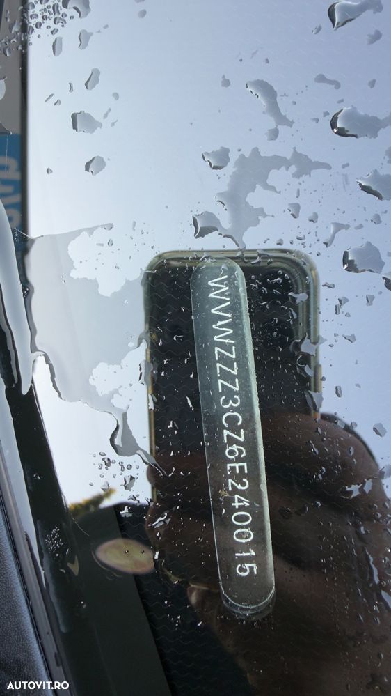 Volkswagen Passat 2.0 TDI Trendline DPF DSG - 7