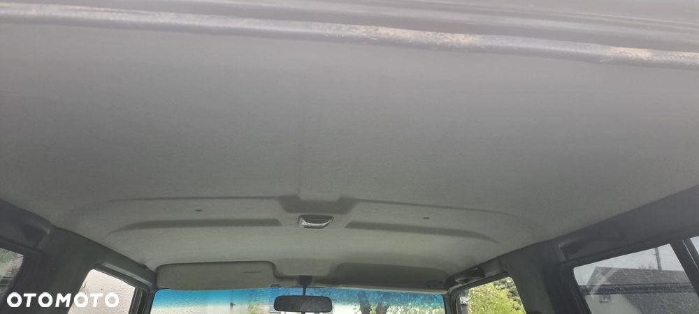 Hyundai Galloper - 12