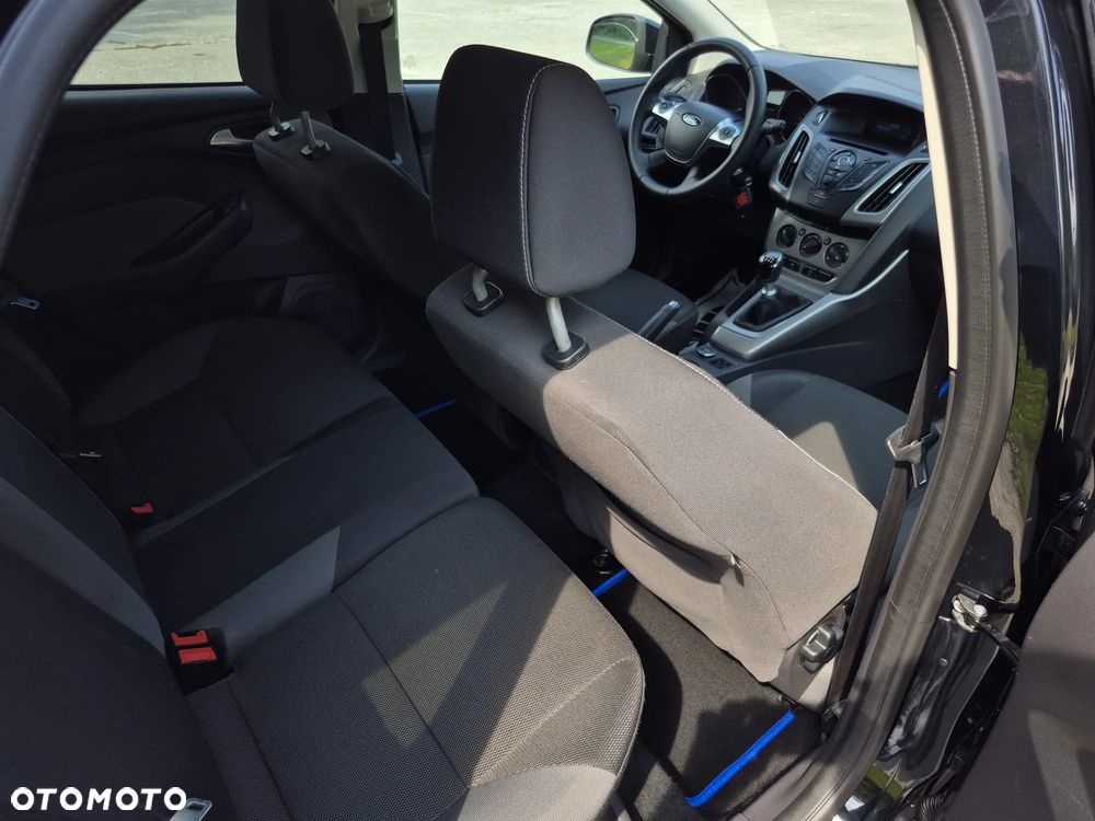 Ford Focus 1.0 EcoBoost Trend - 12