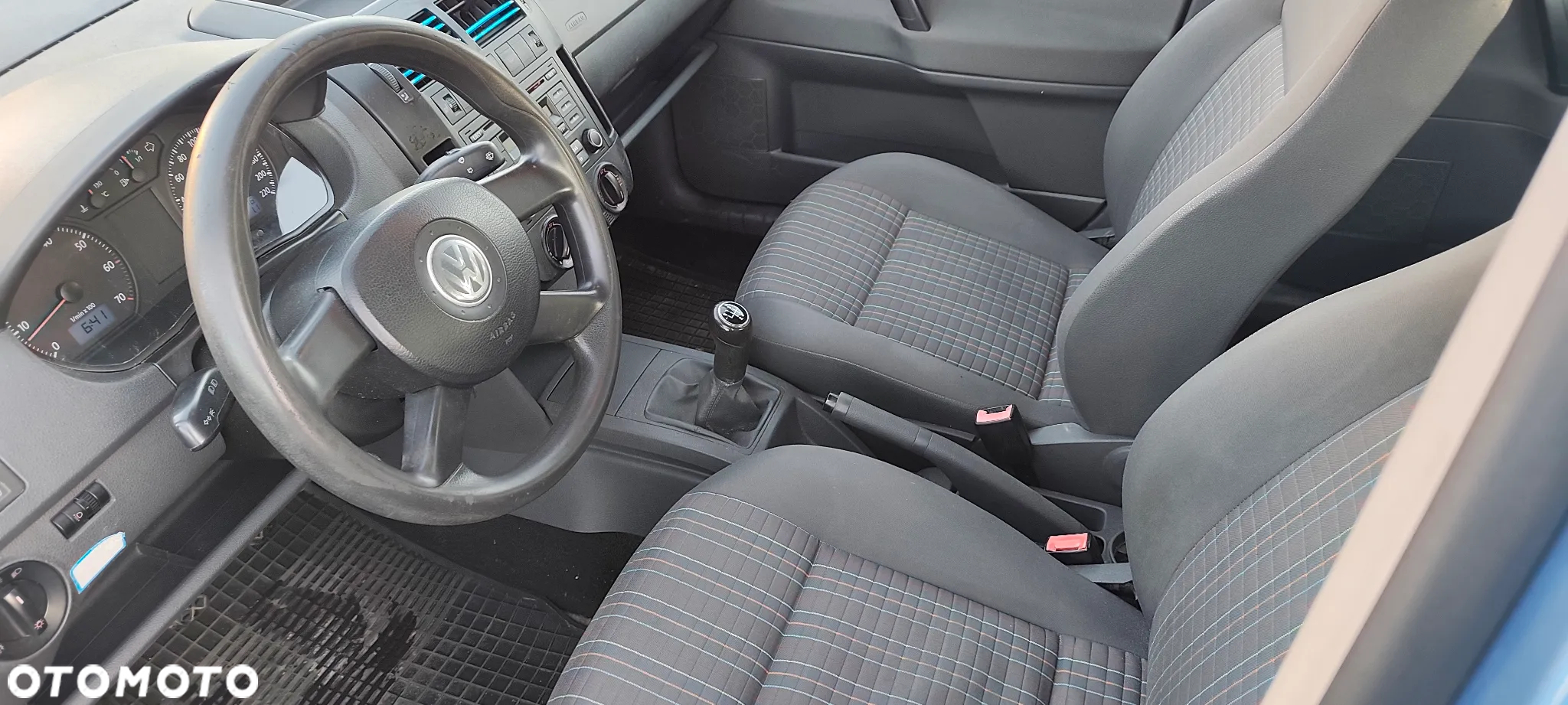 Volkswagen Polo 1.4 16V Trendline - 9