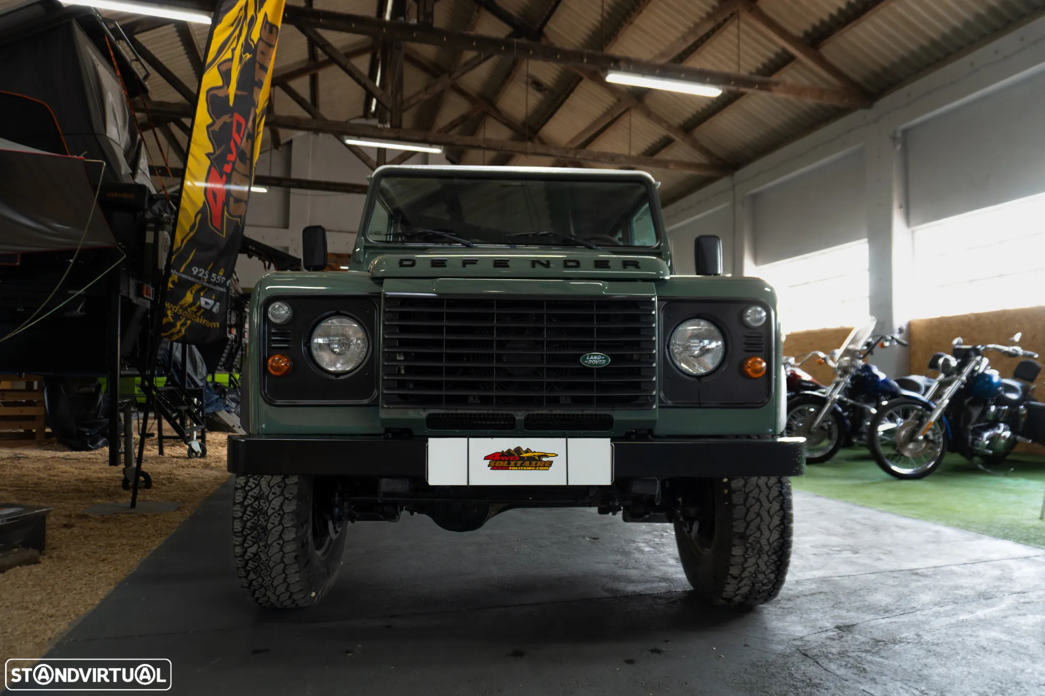 Land Rover Defender 130 CC 2.4 CRD E - 4