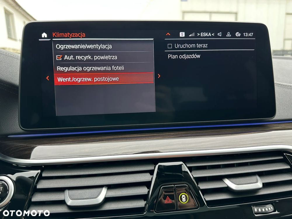 BMW Seria 5 530d xDrive mHEV Luxury Line - 38