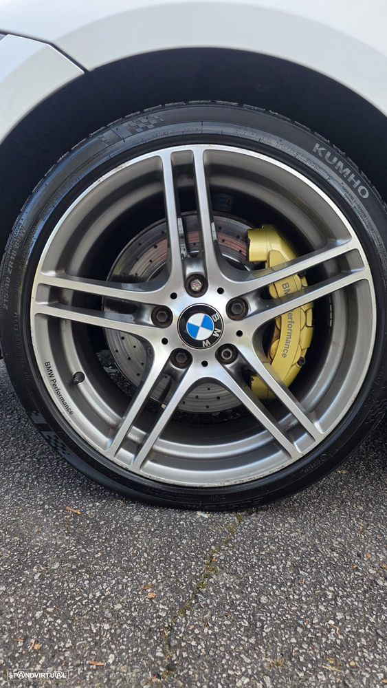 BMW 120 d Limited Edition Lifestyle c/ M Sport Pack - 4