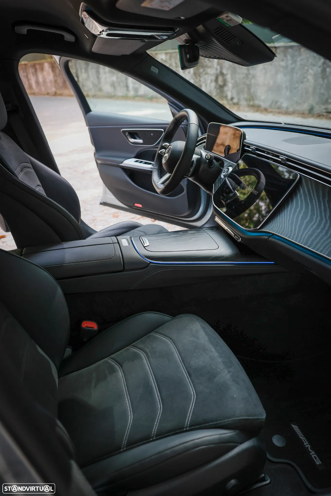 Mercedes-Benz E 300 e AMG Line - 45
