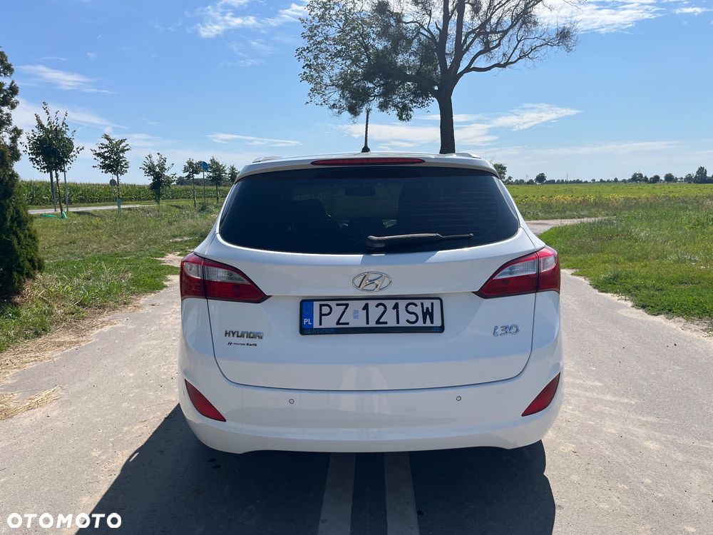 Hyundai i30 1.4 BlueDrive Comfort - 4