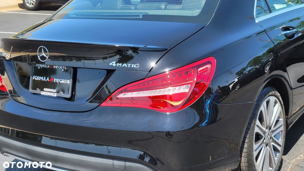 Mercedes-Benz CLA 250 4Matic 8G-DCT Edition AMG Line - 24