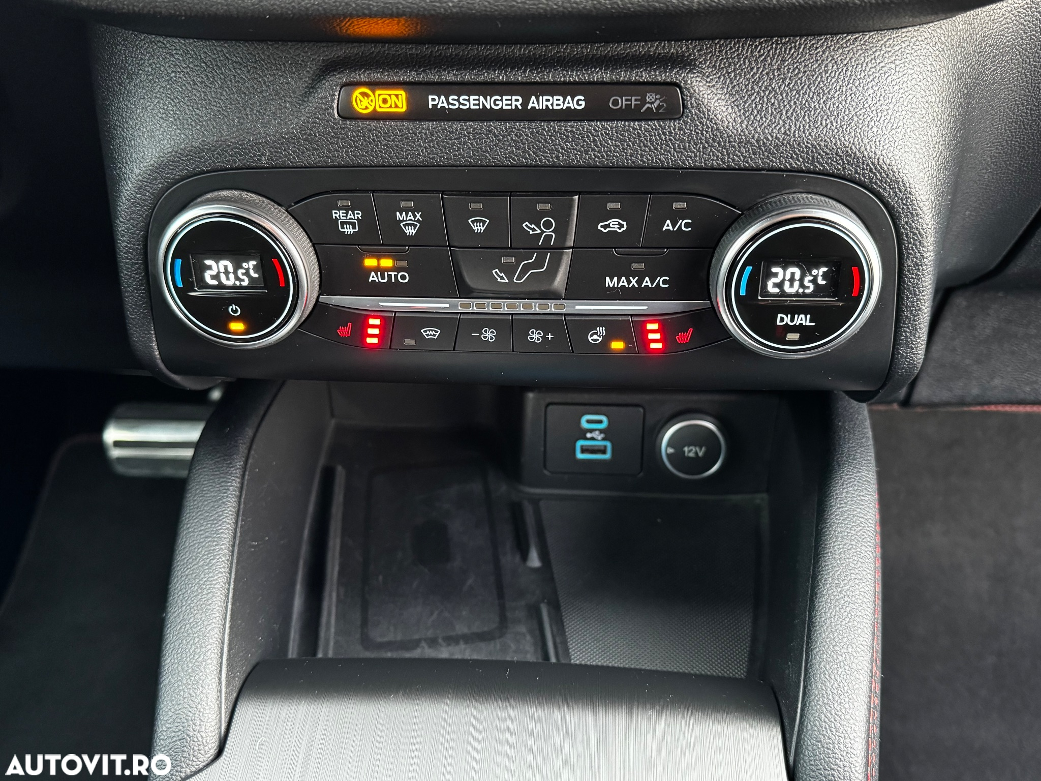 Ford Kuga 2.5 Duratec PHEV ST-LINE X - 15