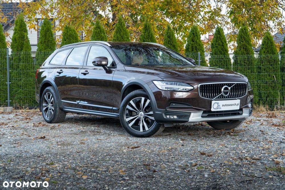 Volvo V90 Cross Country - 3