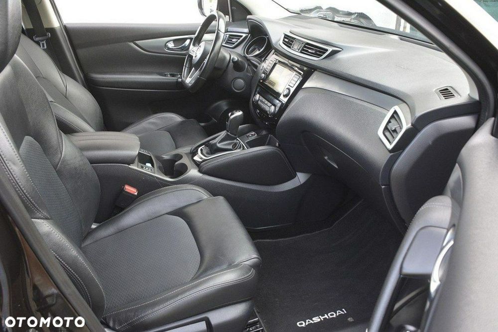 Nissan Qashqai 1.3 DIG-T Tekna DCT - 20