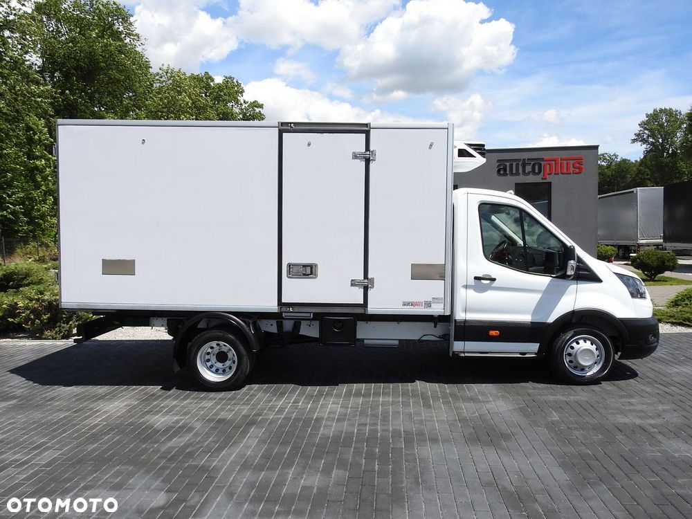 Ford TRANSIT CHŁODNIA KONTENER 0*C ZASILANIE 230V TEMPOMAT KLIMATYZACJA BLIŹNIACZE KOŁA  170KM - 8