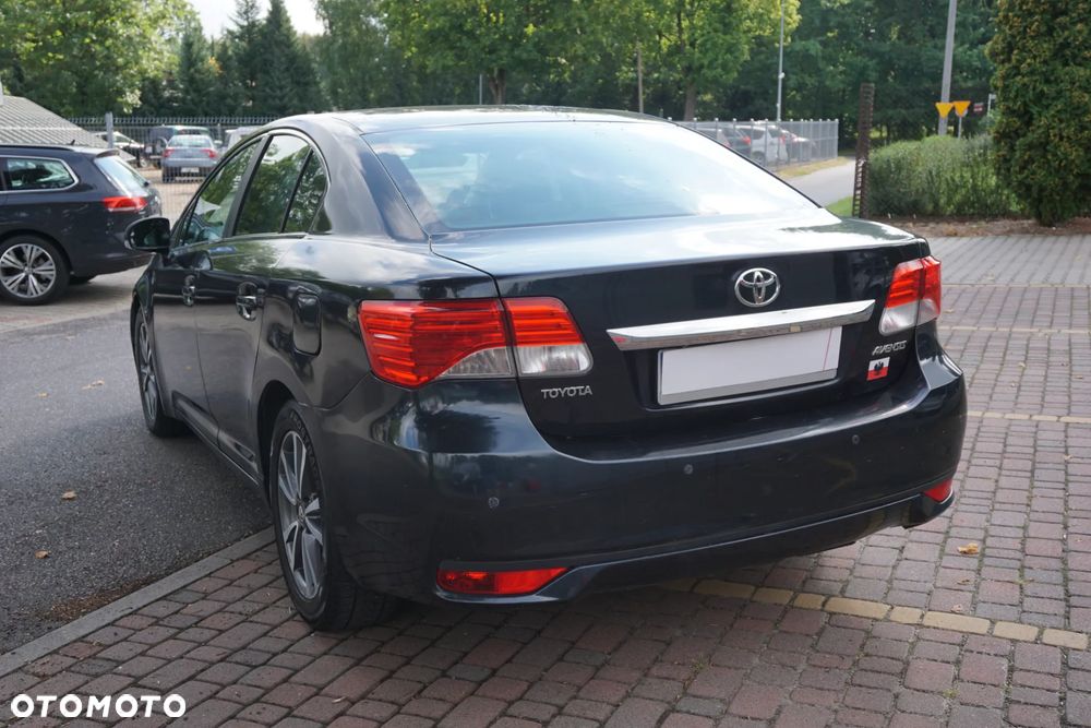 Toyota Avensis 2.0 D-4D Premium - 6