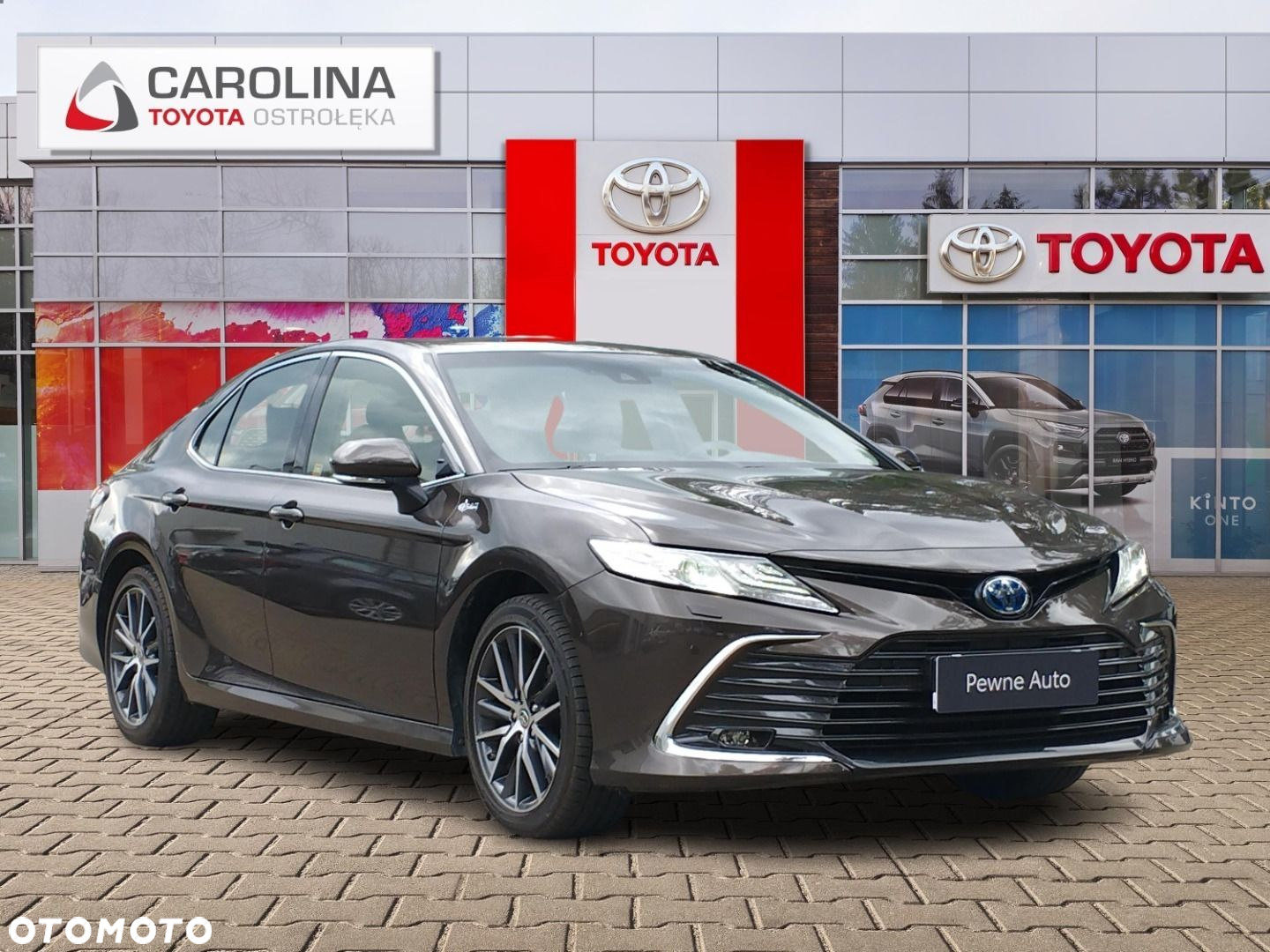 Toyota Camry - 7
