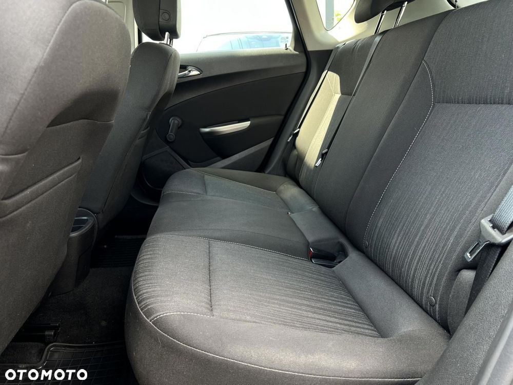 Opel Astra - 19