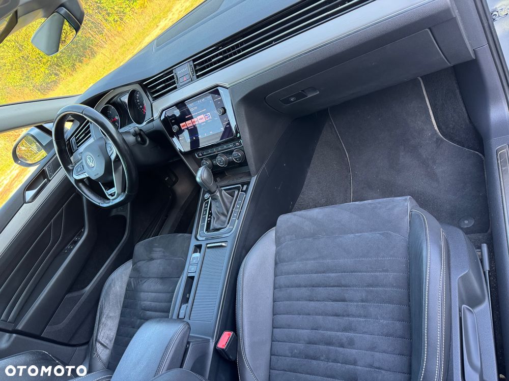 Volkswagen Passat 2.0 TDI 4Mot Elegance DSG - 10