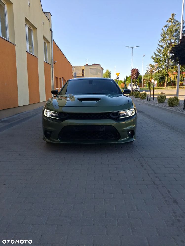 Dodge Charger 5.7 R/T - 2