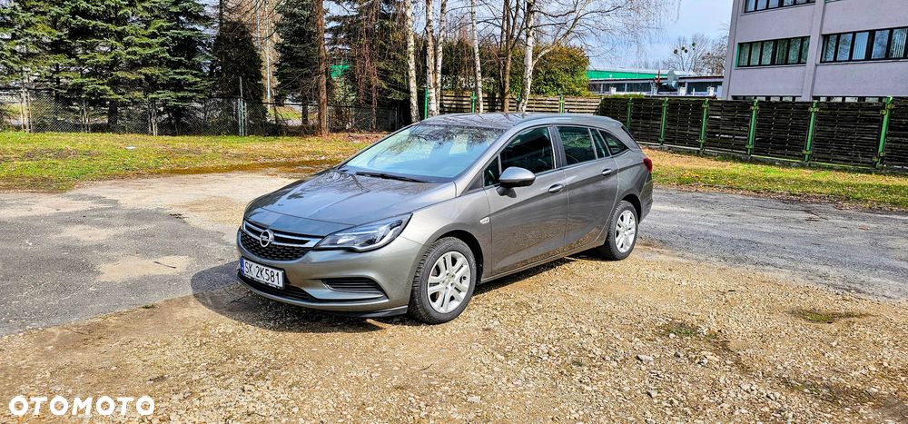 Opel Astra 1.6 CDTI Sport - 1