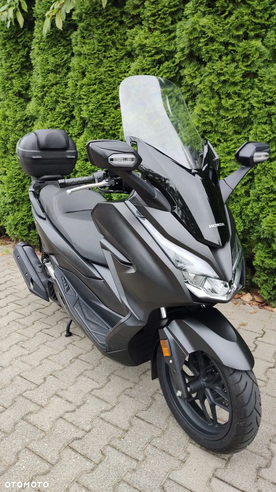 Honda NSS - 17